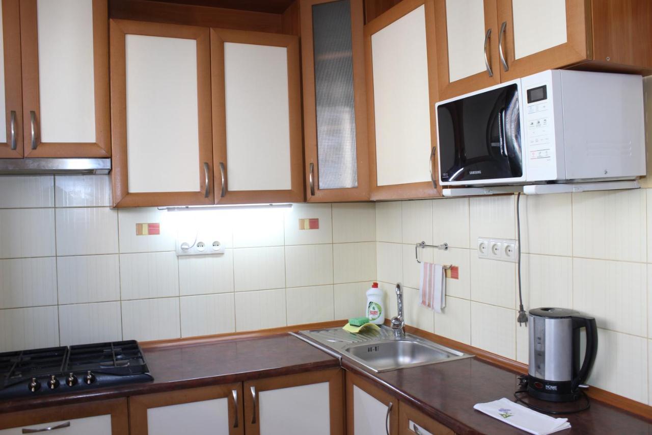 Two-Room Apartment Metro Levada คาร์คิฟ ภายนอก รูปภาพ